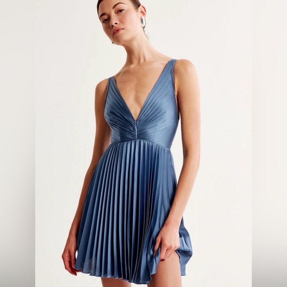 Abercrombie & Fitch Petite Small Satin Blue Pleated Mini Dress